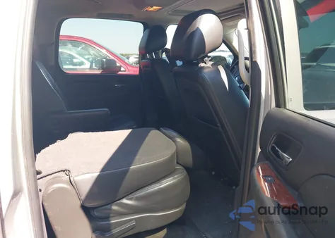 2013 Chevrolet Suburban 1500 Lt from USA, damaged, VIN 1GNSCJE06DR200520